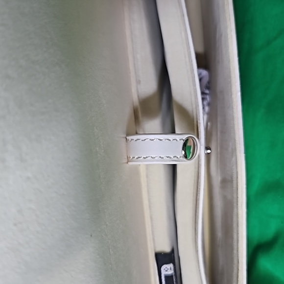 Controller Gear Animal Crossing Sling Bag - Picture 6 of 7